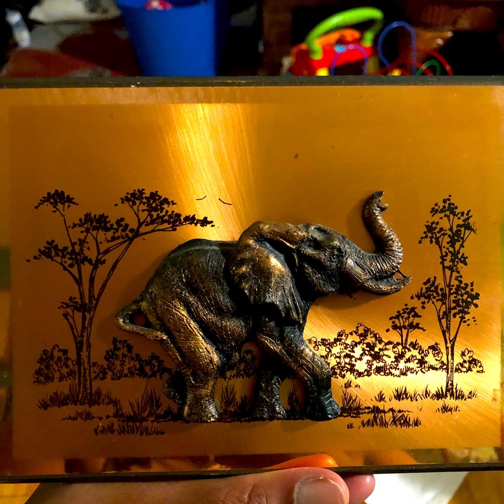 CopperRama vintage plaque with an elephant theme